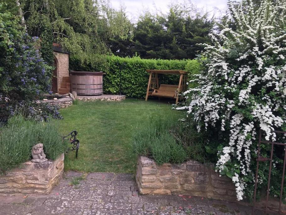 Lyne House Ideal For A Celebration Or Reunion Kidlington Eksteriør bilde