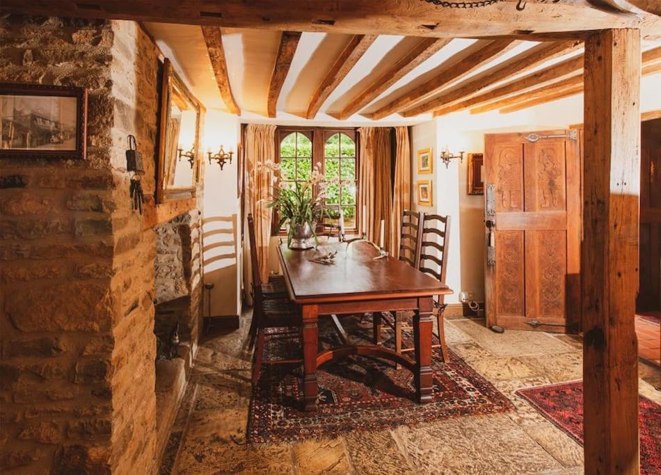Lyne House Ideal For A Celebration Or Reunion Kidlington Eksteriør bilde