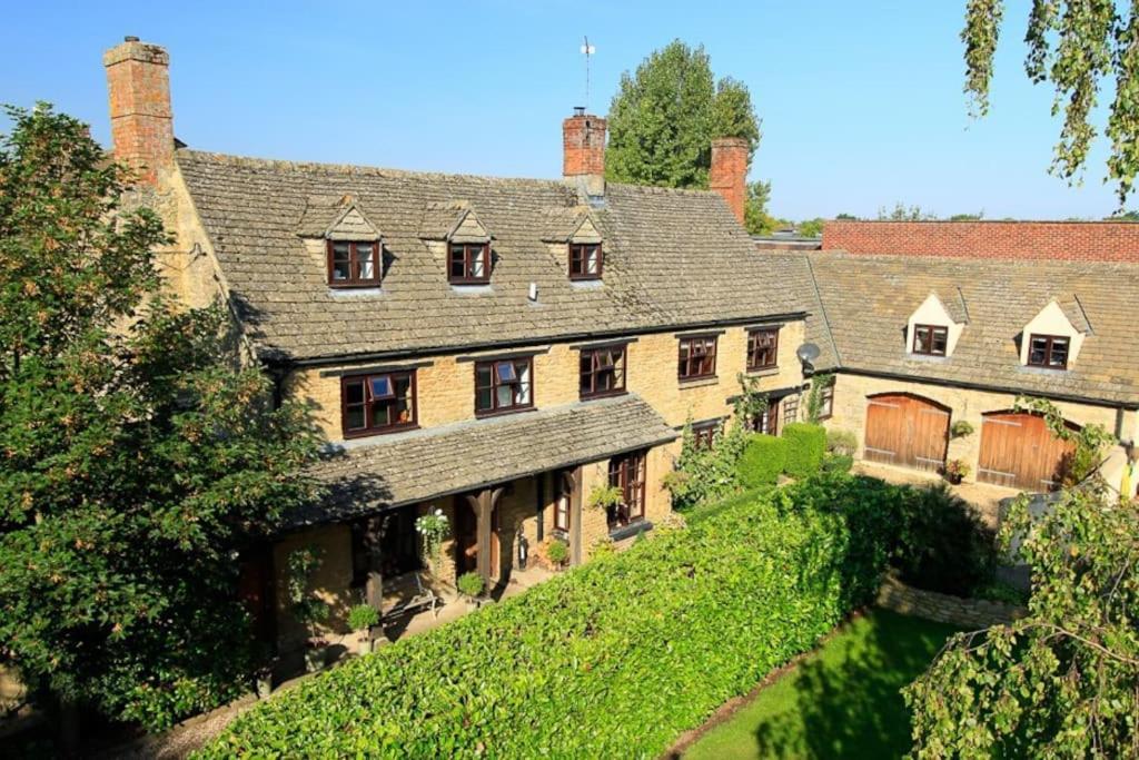 Lyne House Ideal For A Celebration Or Reunion Kidlington Eksteriør bilde